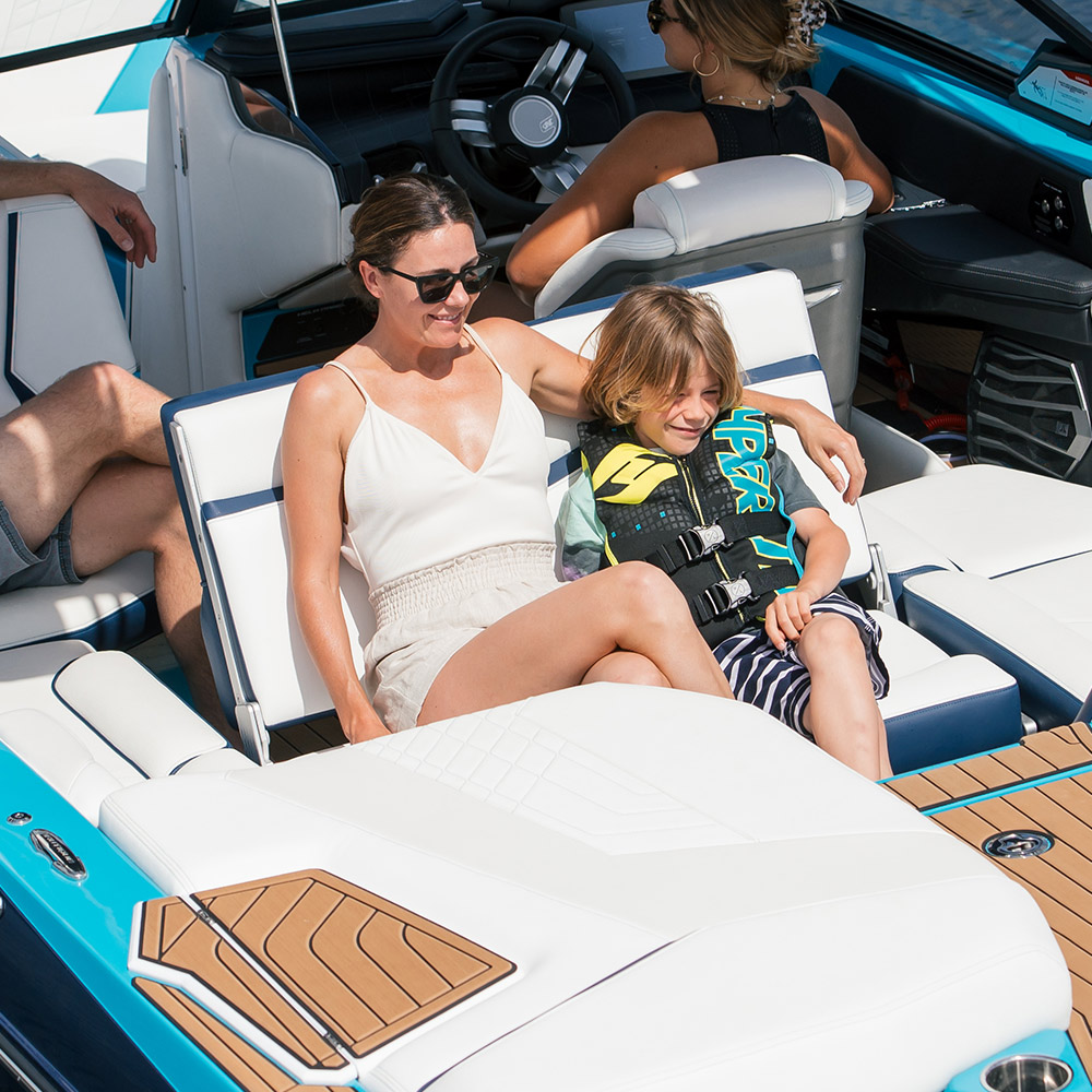 g21-reversible-stern-seat