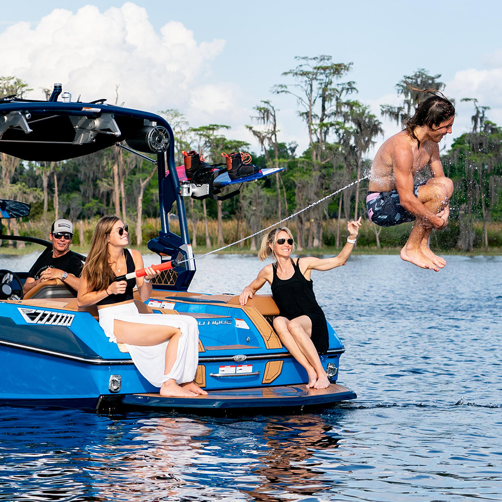 gs20-transom-seats