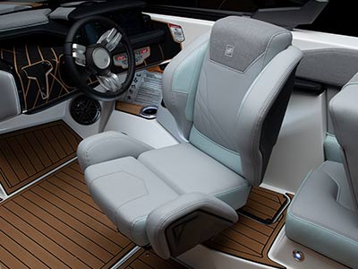 gs24-helm-seat