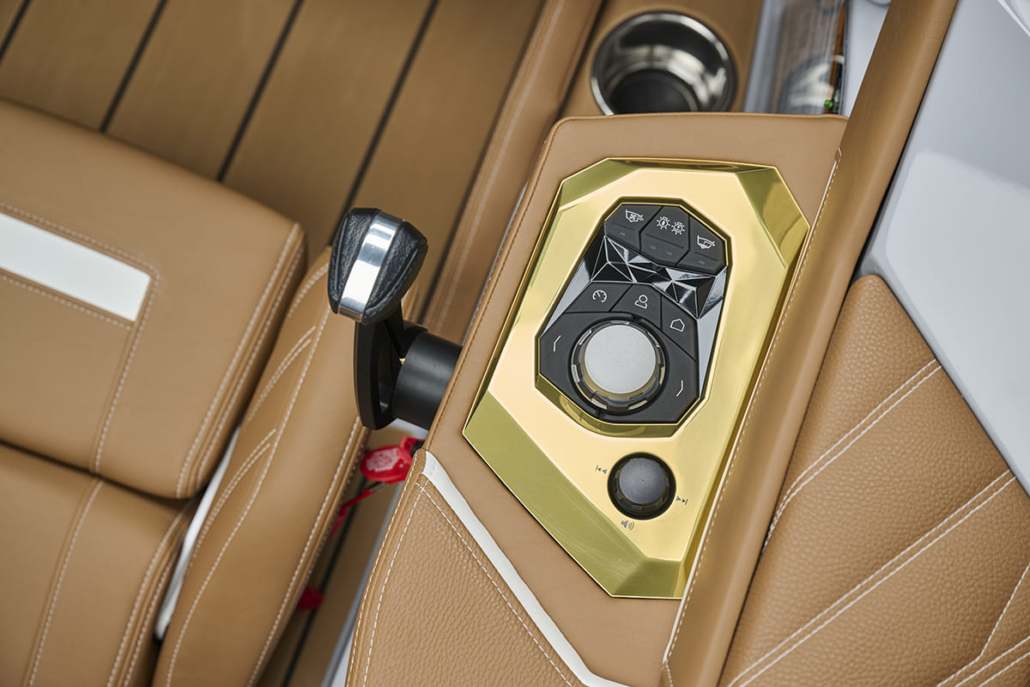 ski-helm-command-center