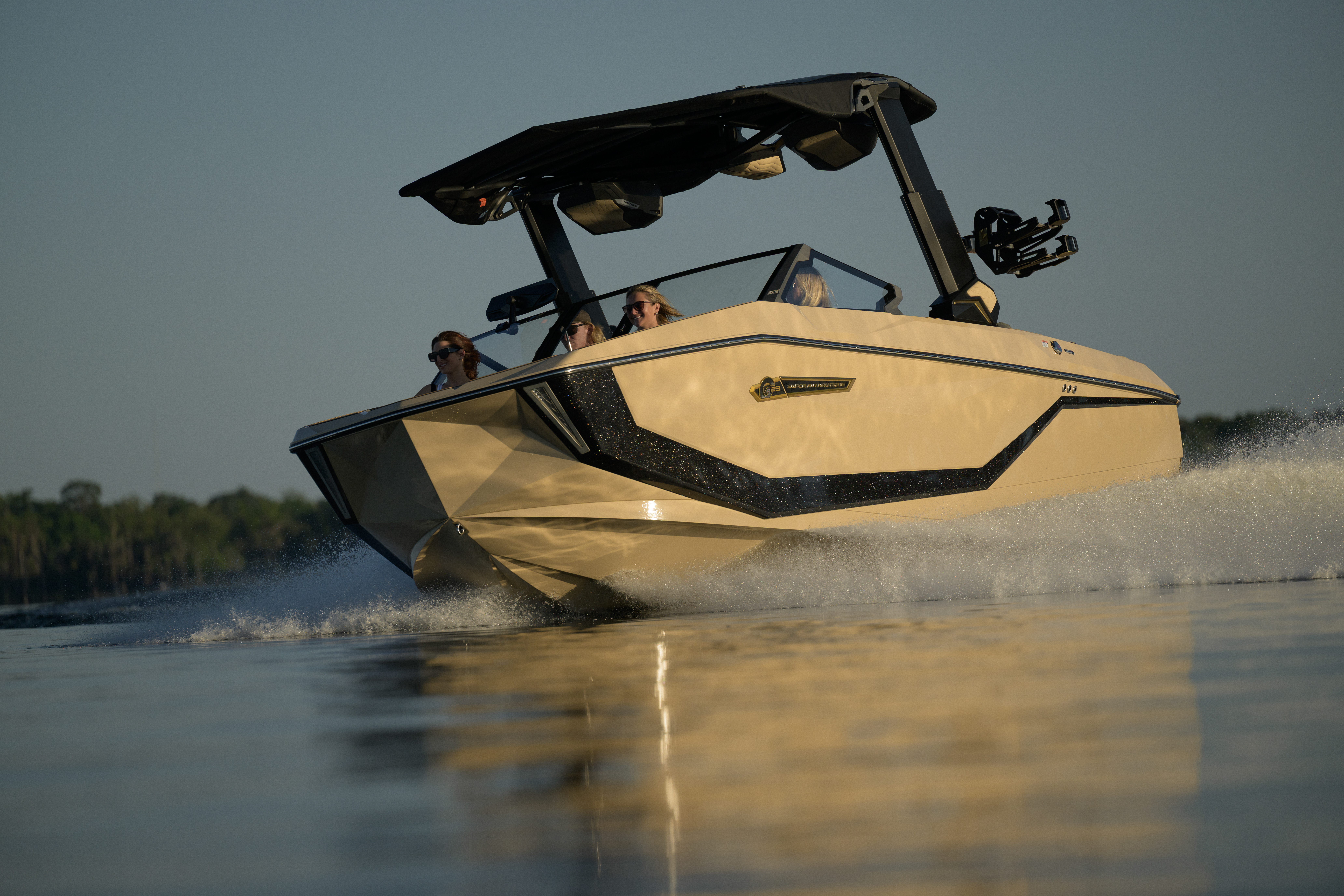2026_Super_Air_Nautique_G23-1140
