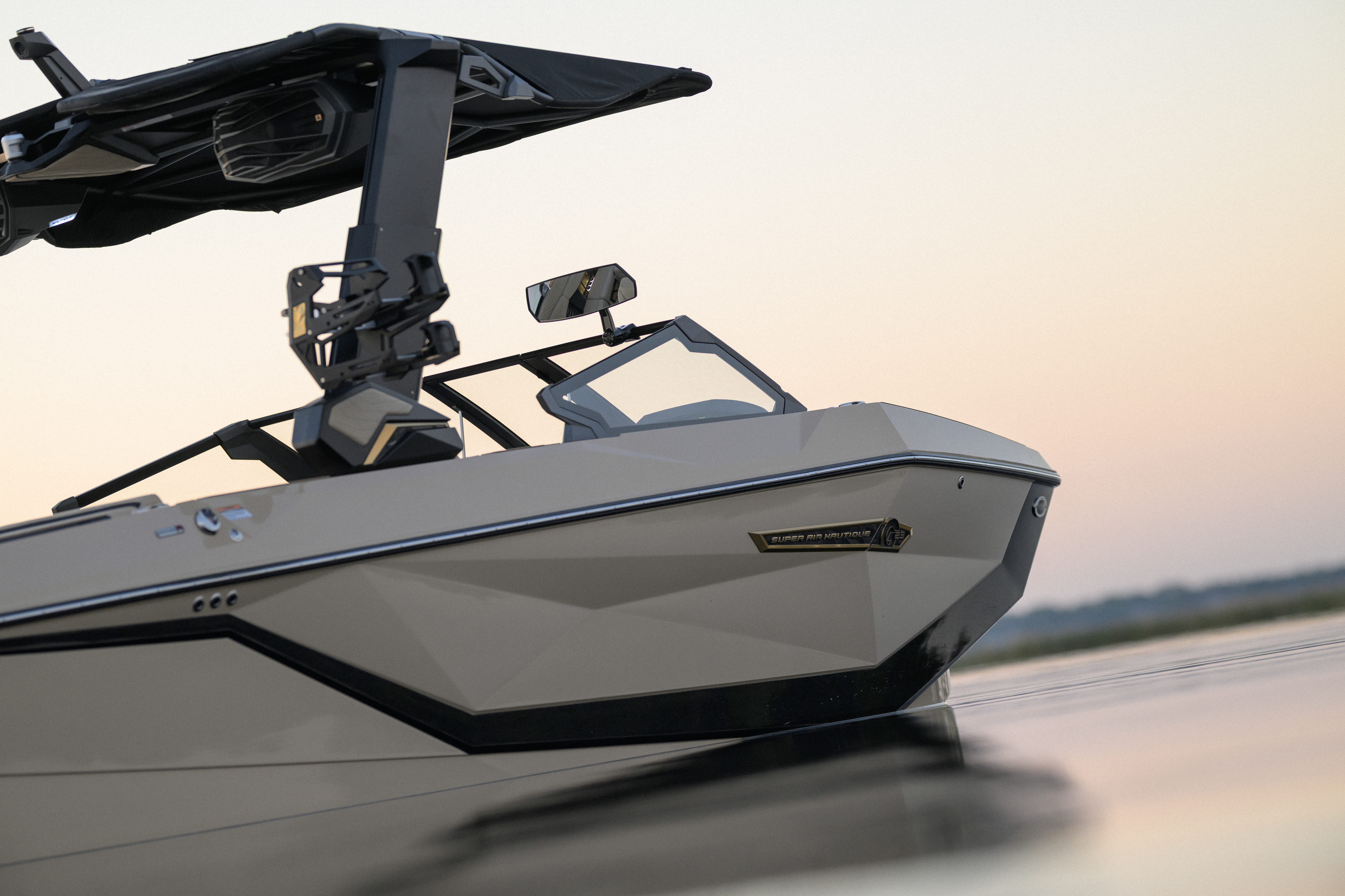 2026_Super_Air_Nautique_G23-1158