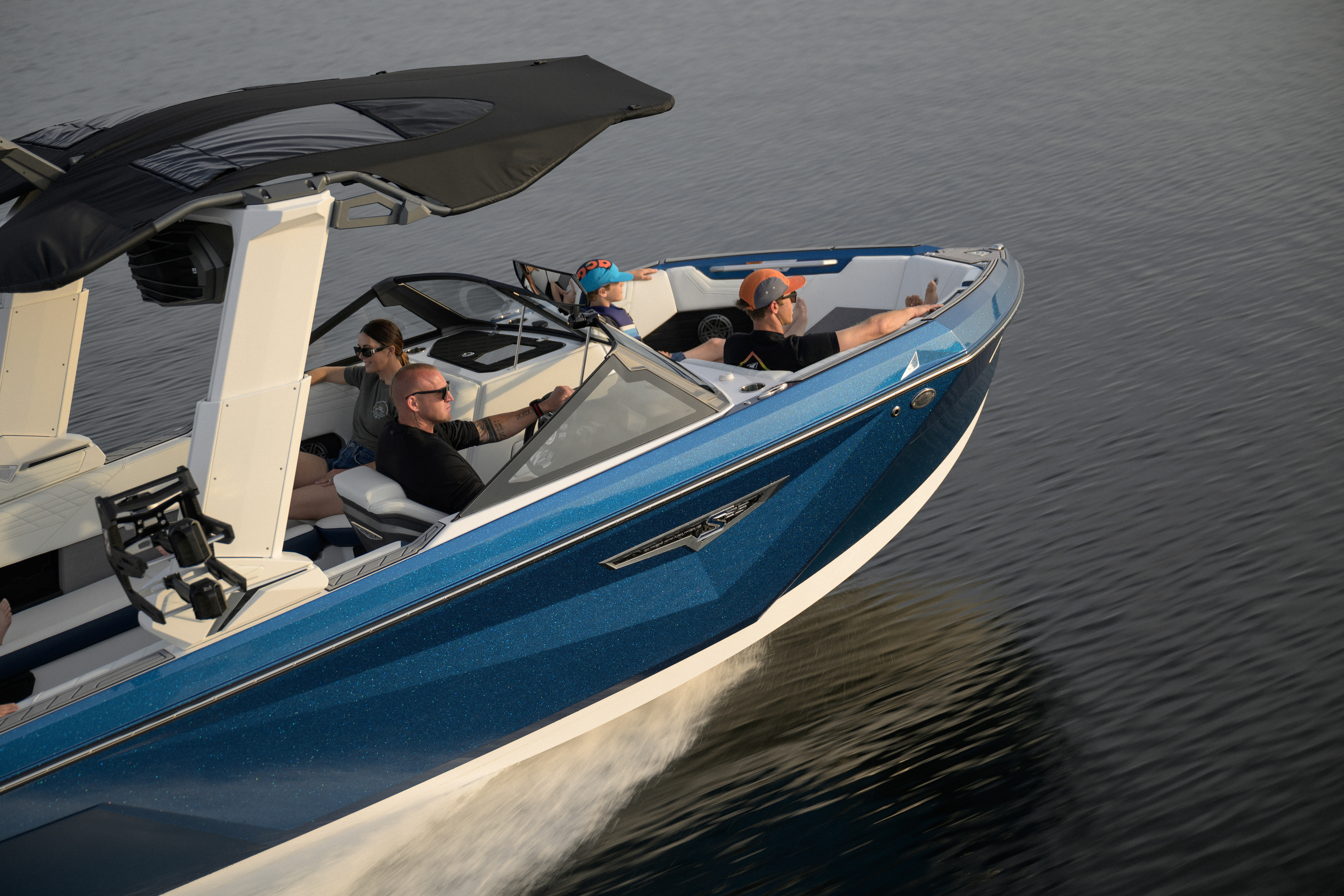 2026_Super_Air_Nautique_S25-394