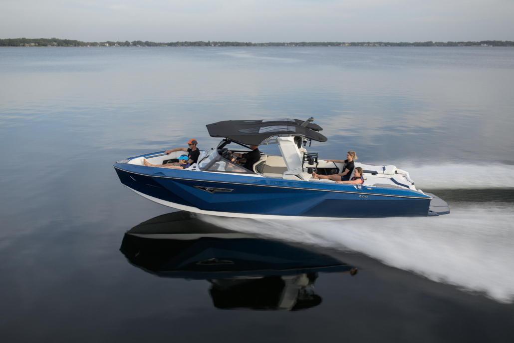 2026_Super_Air_Nautique_S25-423